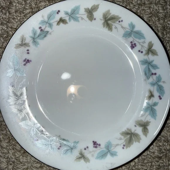 Vintage Fine China Japan 6701 Bread Cake Plate 6.5