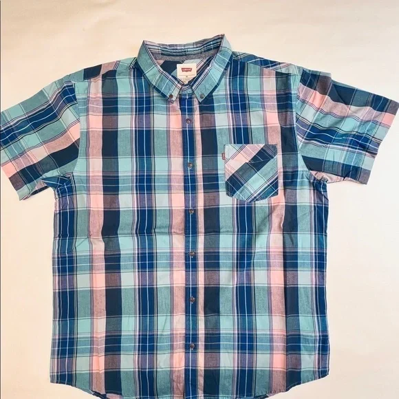 LEVIS Size XXL CASUAL BUTTON DOWN SHORT SLEEVE