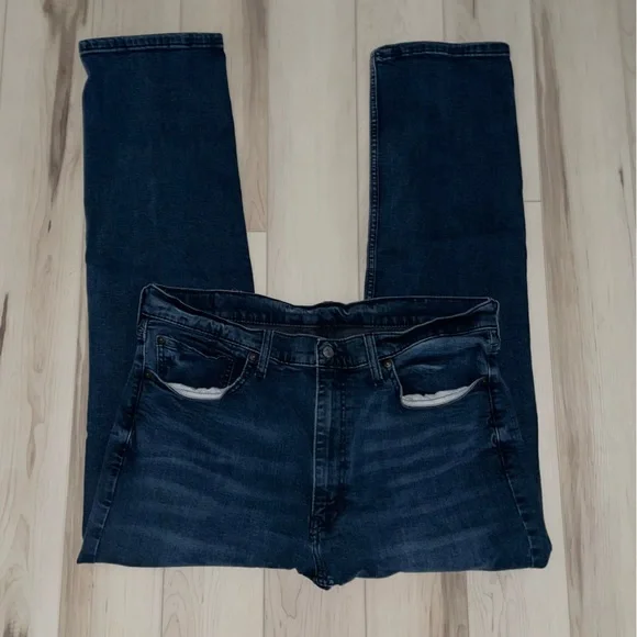 Levi’s 514 Straight Denim Blue Jeans
