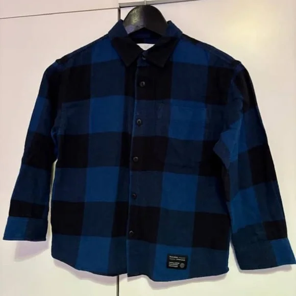 Zara Boy’s Sz 8 Black and Blues Checkered, Collared, Button-down LLS. VGUC