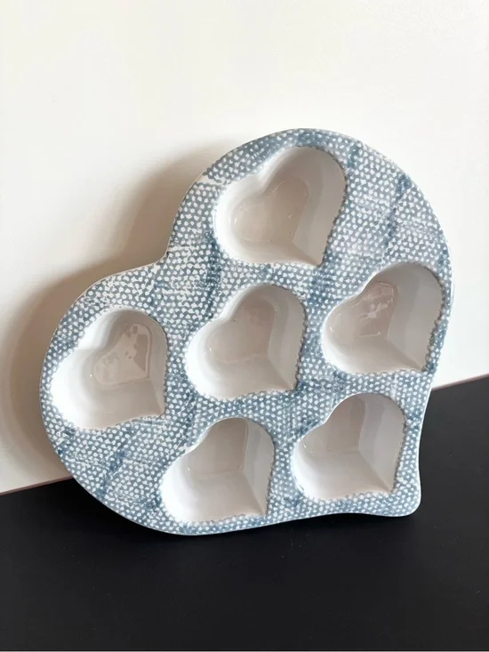 Vintage Spongeware Heart-Shaped Ceramic Muffin Cupcake Baker
