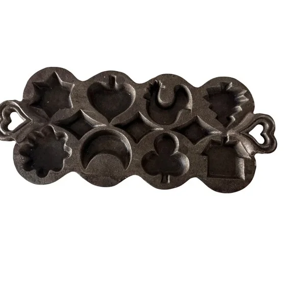Vintage Cast Iron Novelty Muffin Pan 8‎ Shapes Heart Star Rooster Moon Kitchen