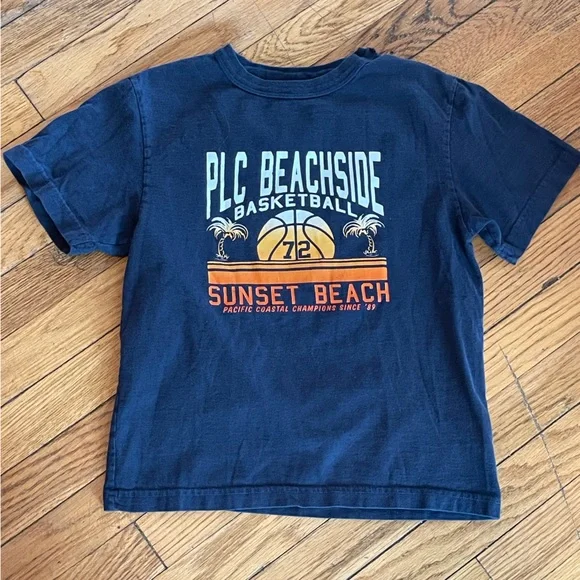 Children’s Place T-Shirt, Youth Size Small