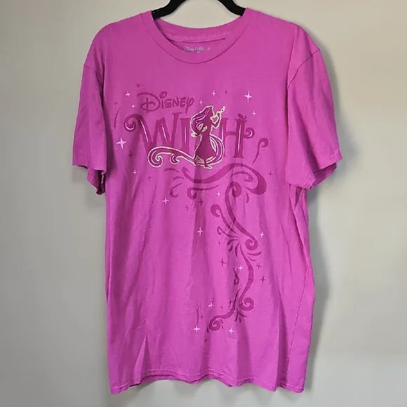 Disney Cruise Line Wish Rapunzel Pascal Pink Violet Short Sleeve Tee