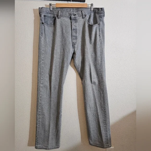 Levi's Men's Straight Gray Jeans