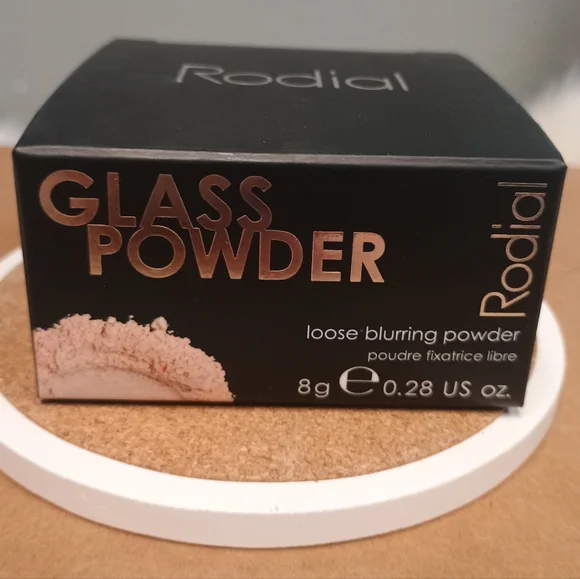 Rodial- Glass power- Loose Blurring Powder BNIB