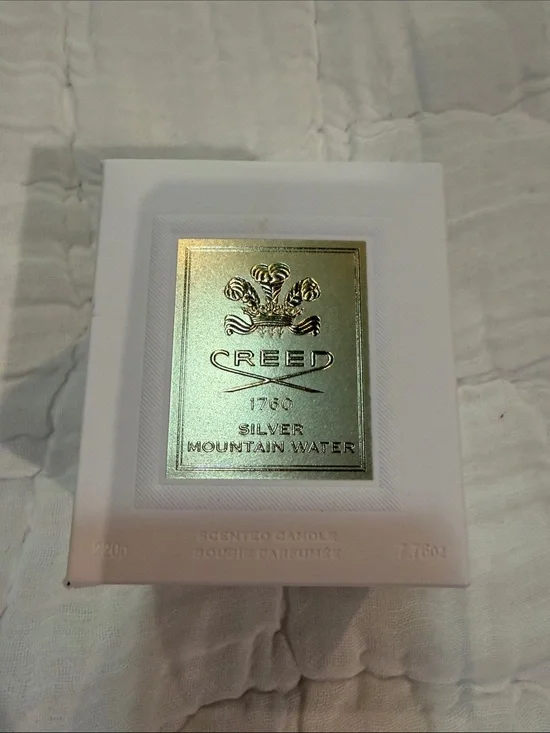 Creed White Candle with Gold Plaque