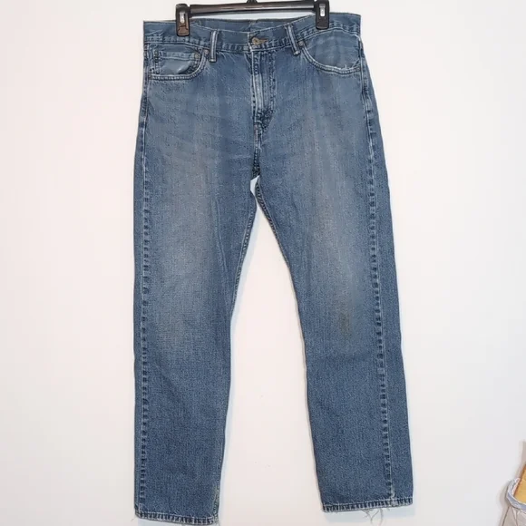 Levi's Regular Fit Light Wash Jeans