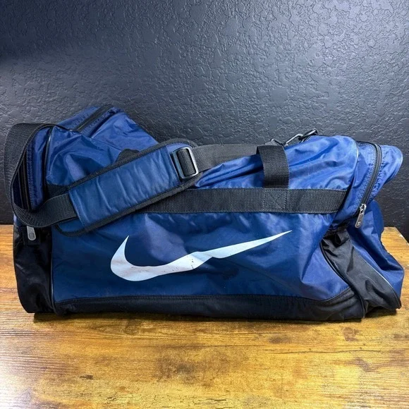 Nike‎ Team Training Navy Blue Polyester Duffel Bag Medium