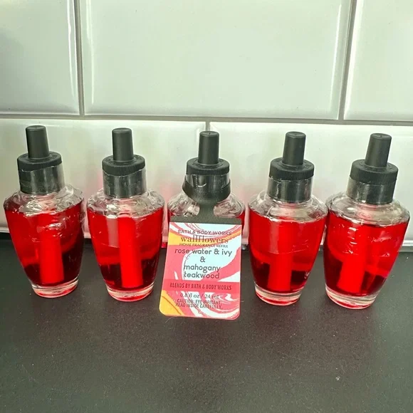 5 Rose Water & Ivy & Mahogany Teakwood Wallflower Refills