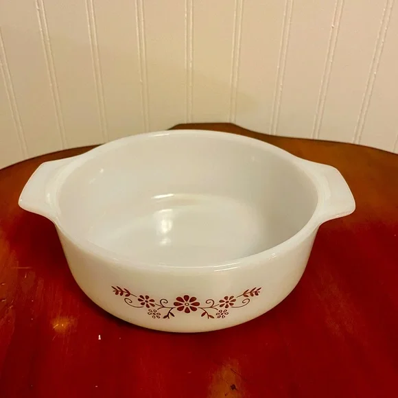 Dynaware Pyr-O-Rey Vintage Round Casserole Dish‎ Brown Daisy Flower