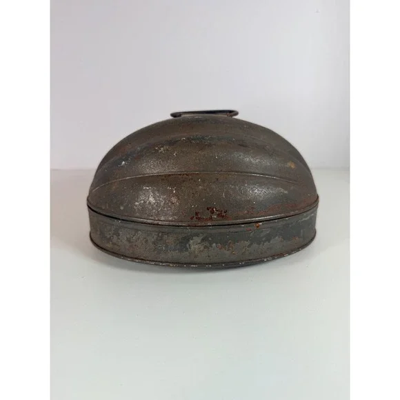 Vintage‎ Pudding tin mold melon shaped, rusty crusty country core decor