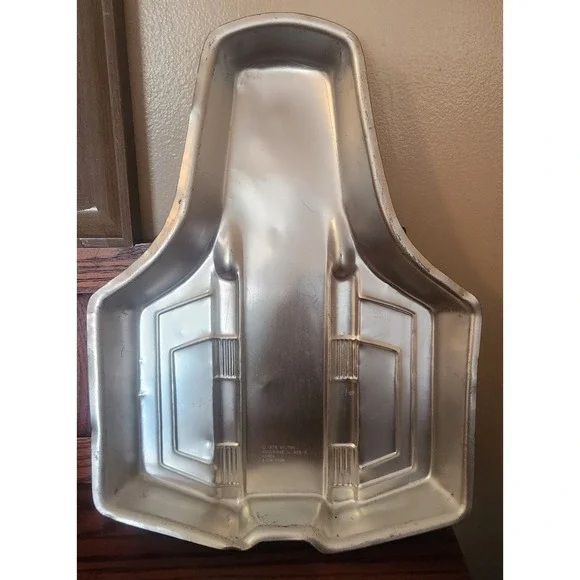 Vintage Wilton 1979‎ Spaceship Cake Pan  #502-3584