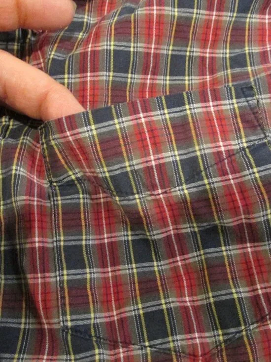Old Navy Button Up Dress Shirt Boys 5 Red Black Plaid Short Sleeve Collared Top