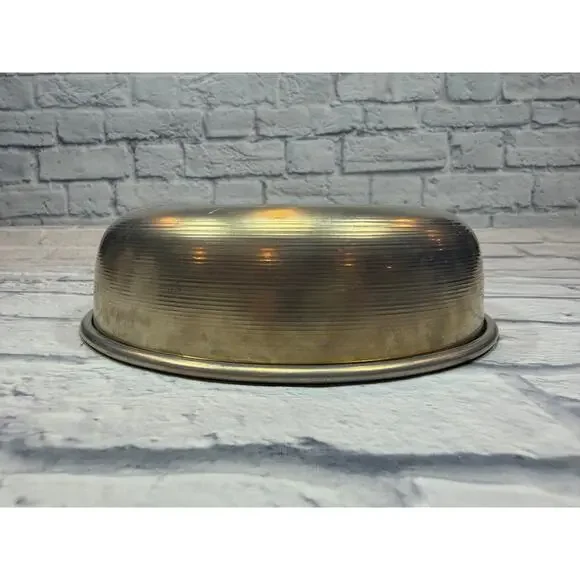 KopyKake 9” Round Contour Cake Pan  Domed 9x 2.5” model 800/999-5253 made in USA