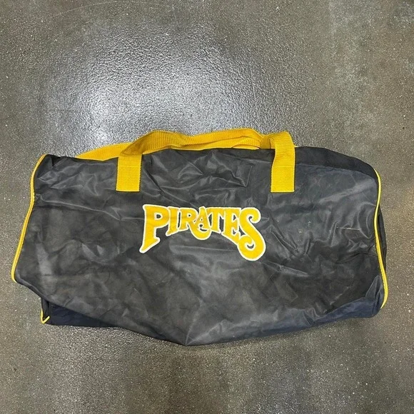 Vintage 90s Pittsburgh Pirates Gatorade SGA Duffel Old Logo Gym Bag