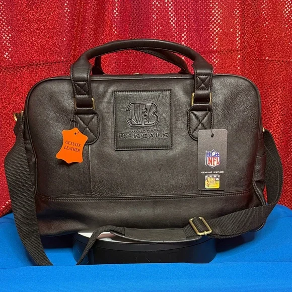 NWT ~ AUTHENTIC & RARE NFL CINCINNATI BENGALS GENUINE LEATHER DUFFEL TRAVEL BAG