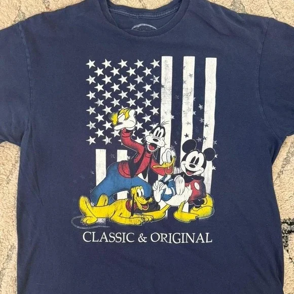 navy blue Disney Mickey Mouse t-shirt #disney #mickeymouse
