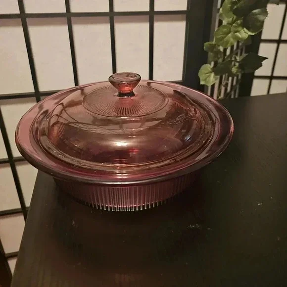 Vision‎ corningware cranberry