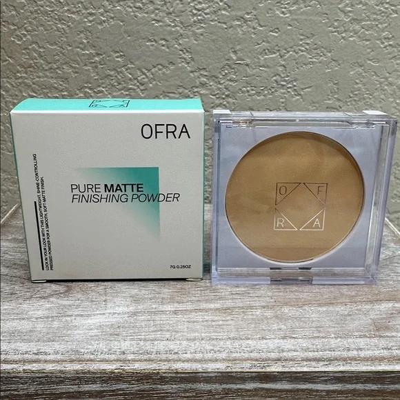 $12 🌙 Ofra Pure Matte Finishing Powder NEW LIGHT‎ FULL SZ