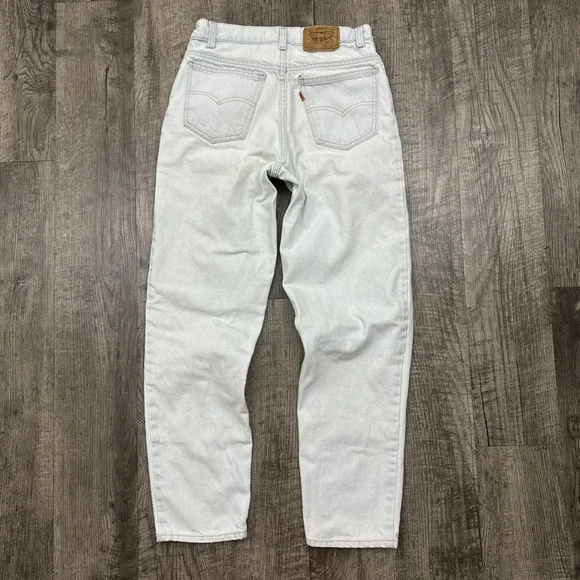 Vintage Levi's 550 Student Light Wash Orange Tab Denim Jeans USA