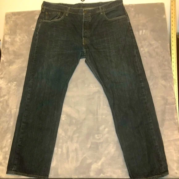 Levi's Men's 501 Button Fly Dark Denim Jeans Size 40 x 30 Relaxed Fit