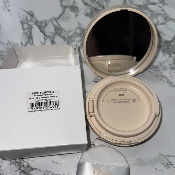 NWT Dior Forever cushion loose powder: Deep Never used Still sealed in box