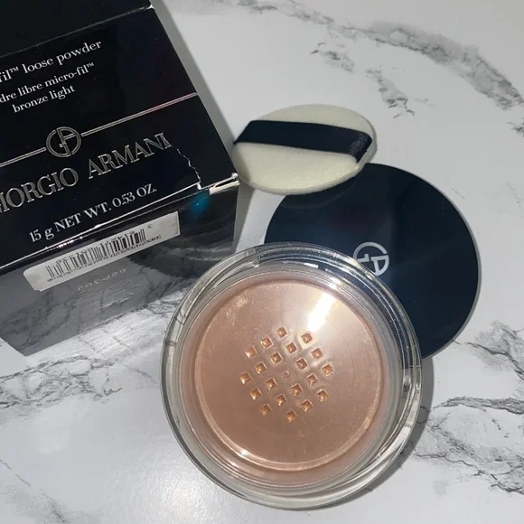 NWT Armani micro-fil loose powder: bronze light Never used Still sealed in box