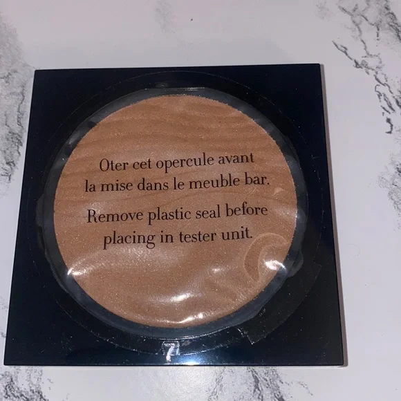 Never used, Armani Neo Nude powder 7.0 Doesn’t have the compact case, just pan