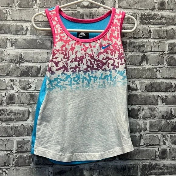 ‎Nike