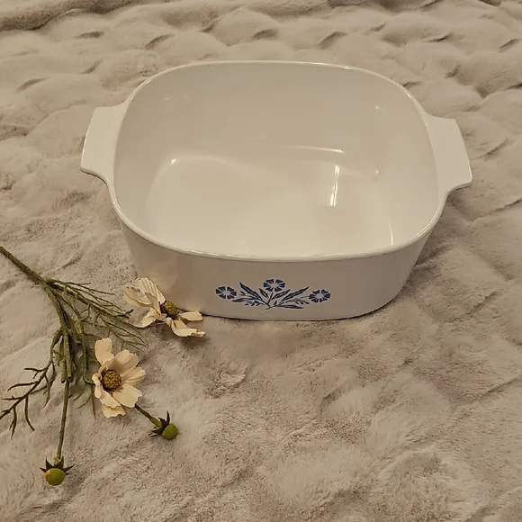 Vintage Corning Ware Blue Cornflower Casserole Dish No Lid A-84-B 4 Quart VGUC