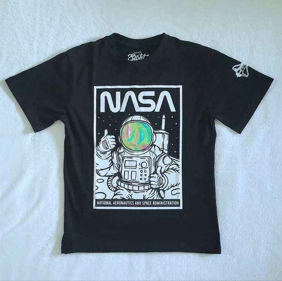 ✨️HP✨️ Eighty Eight Brand NASA🚀 Graphic Tee👕 - NWOT