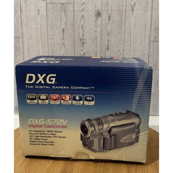 DXG - 572V digital Camcorder/5.0 Megapixel 4x Digital Zoom--