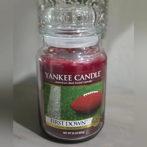 NEW Yankee Candle‎ First Down Football Collectors Edition 22Oz 2014 RARE Retired