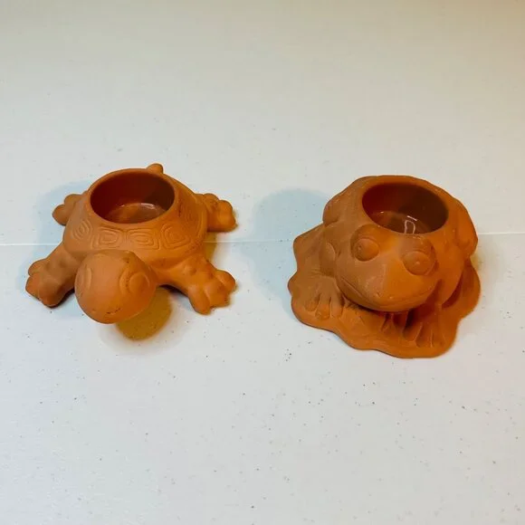 Set Of 2 PartyLite Terracotta Animal Tealight Holders - Turtle and Frog Design
