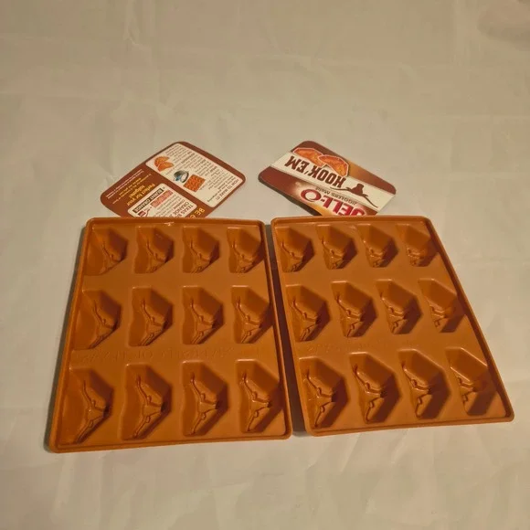 Set of 2 Jell-O Jigglers Molds University of Texas Longhorns Hook Em