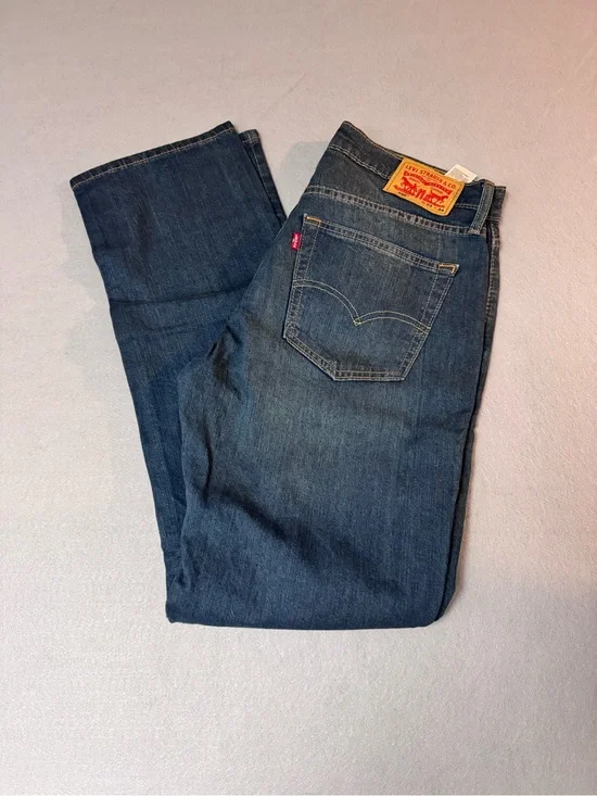 Levi's Men's Classic Dark Blue Jeans 33x34