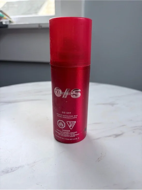 ONE/SIZE Go Off Makeup Dissolving Mist — Red