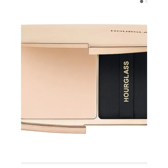 Hourglass Vanish Airbrush Pressed Powder