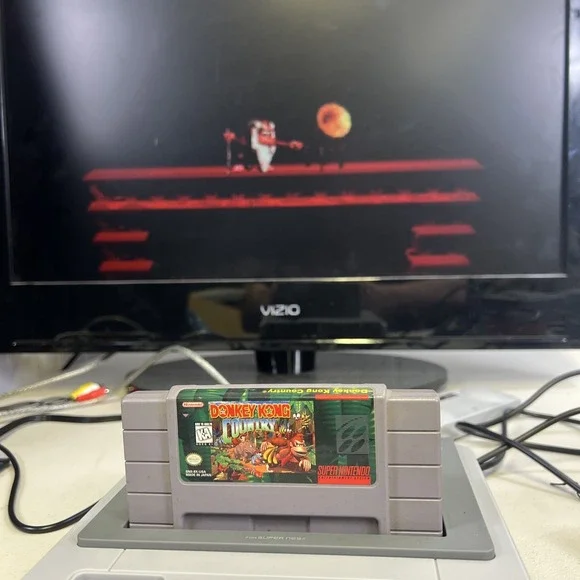 Donkey Kong Country Super Nintendo SNES Game Tested & Working! Authentic!