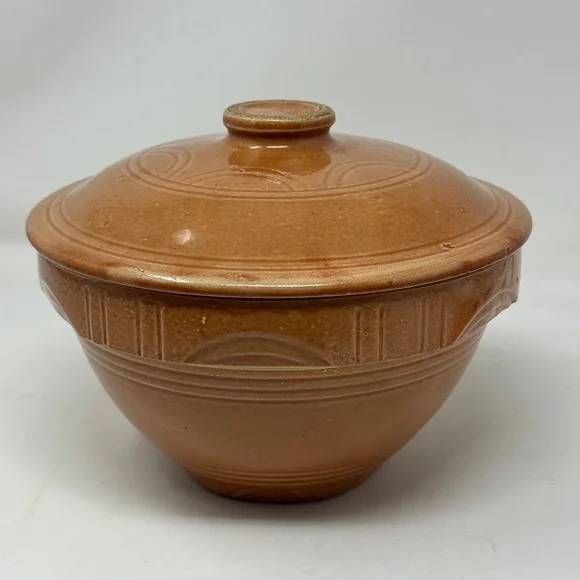 Vintage Oven Ware Made in USA 8 Stoneware Casserole Dish with Lid Retro Kitchen
