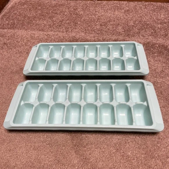 Vintage Teal Rubbermaid Stackable‎ Ice Cube Trays Set 2 #2867 Made In USA