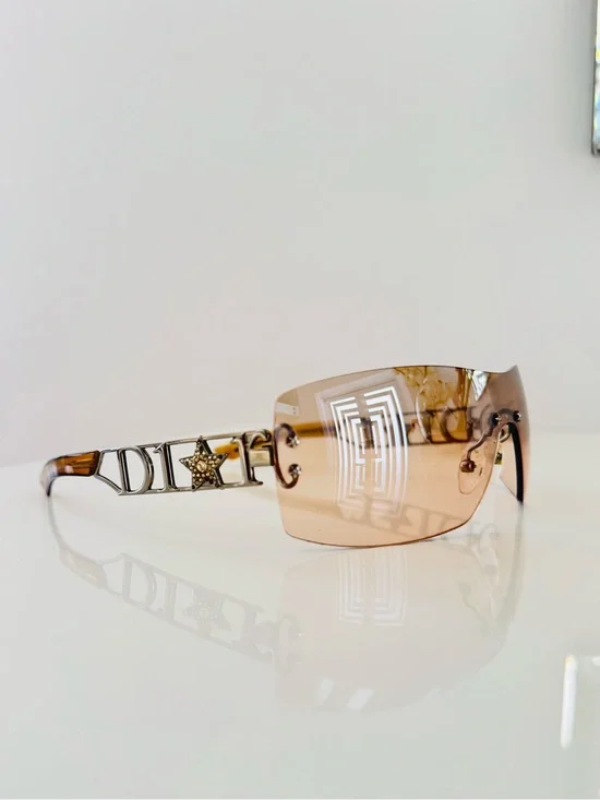 RARE 💫 Vintage Dior rimless Swarovski sunglasses in gold shade