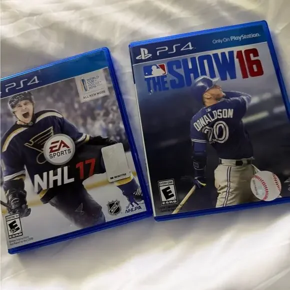 EA Sports NHL 17 and MLB The Show 16 PS4 Game Set