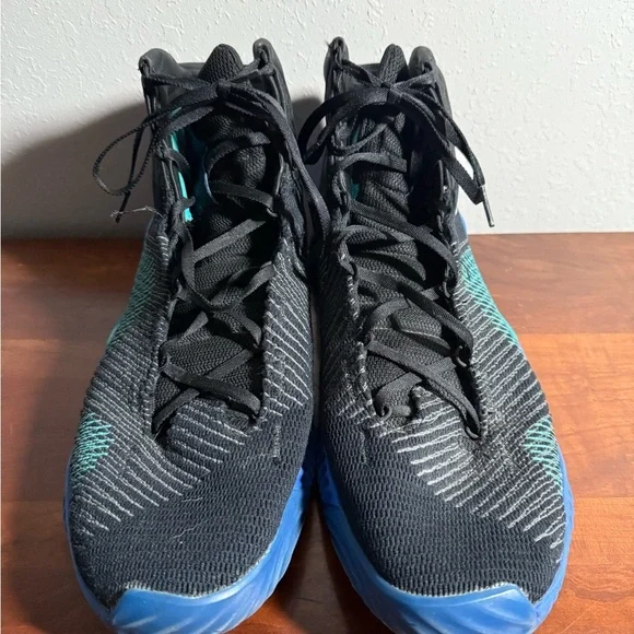 Men’s 12.5 Black/Green/Blue Adidas Hightop Athletic Lace Up Basketball Shoes