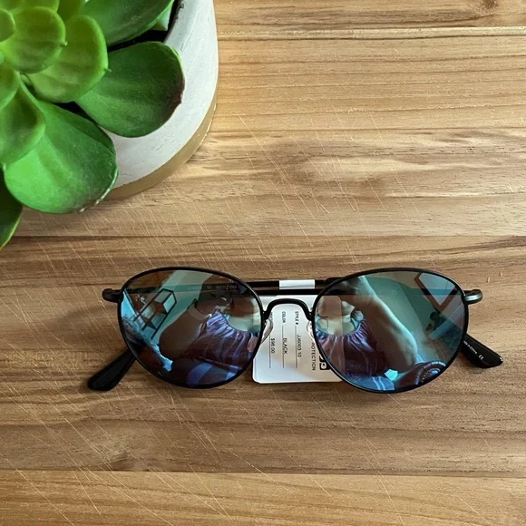Joe’s Jeans Aviator Sunglasses Max UV Protection Blue Tint Lens
