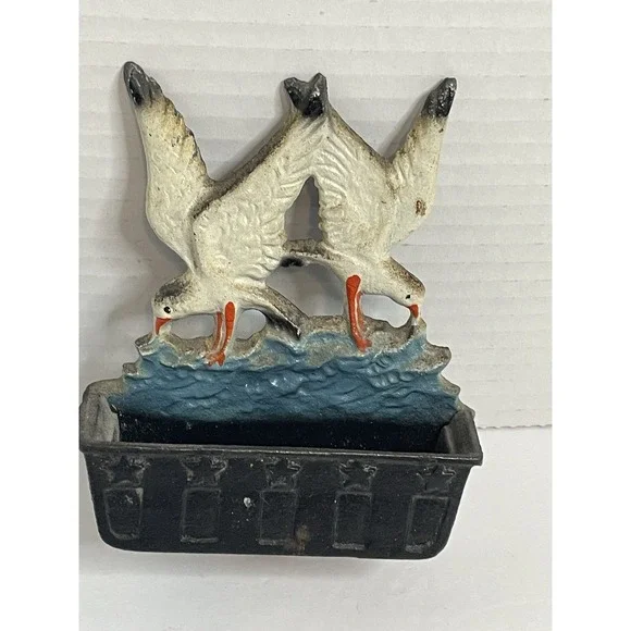Seagull Match Holder Cast Iron Mid Century 5.5 x 4