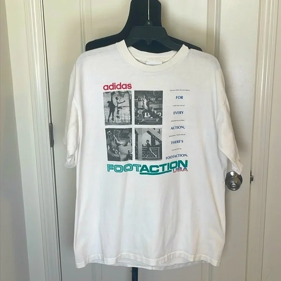 Vintage 90s Single Stitch Adidas Trefoil Footaction Employee Tee T Shirt Size L