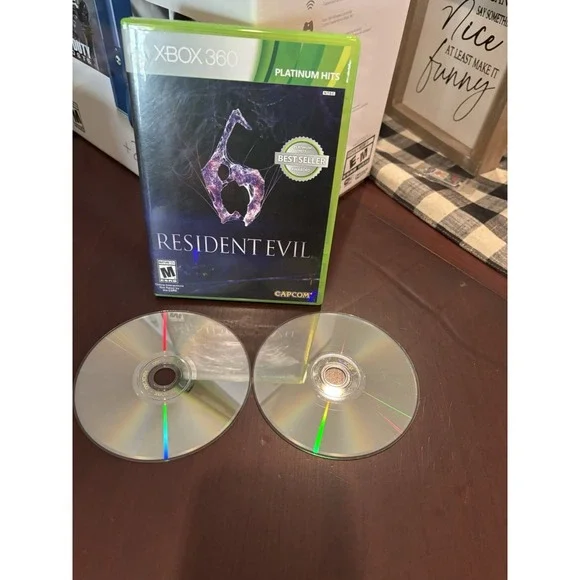 Resident Evil (Microsoft Xbox 360,‎ 2012) - 2 Discs - Tested & Working