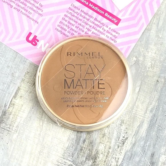 Rimmel Stay Matte Powder Deep Beige Lightweight Pressed Natural Mineral Powder